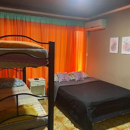 Guembe Al Rio Hostel 伊瓜苏港 外观 照片