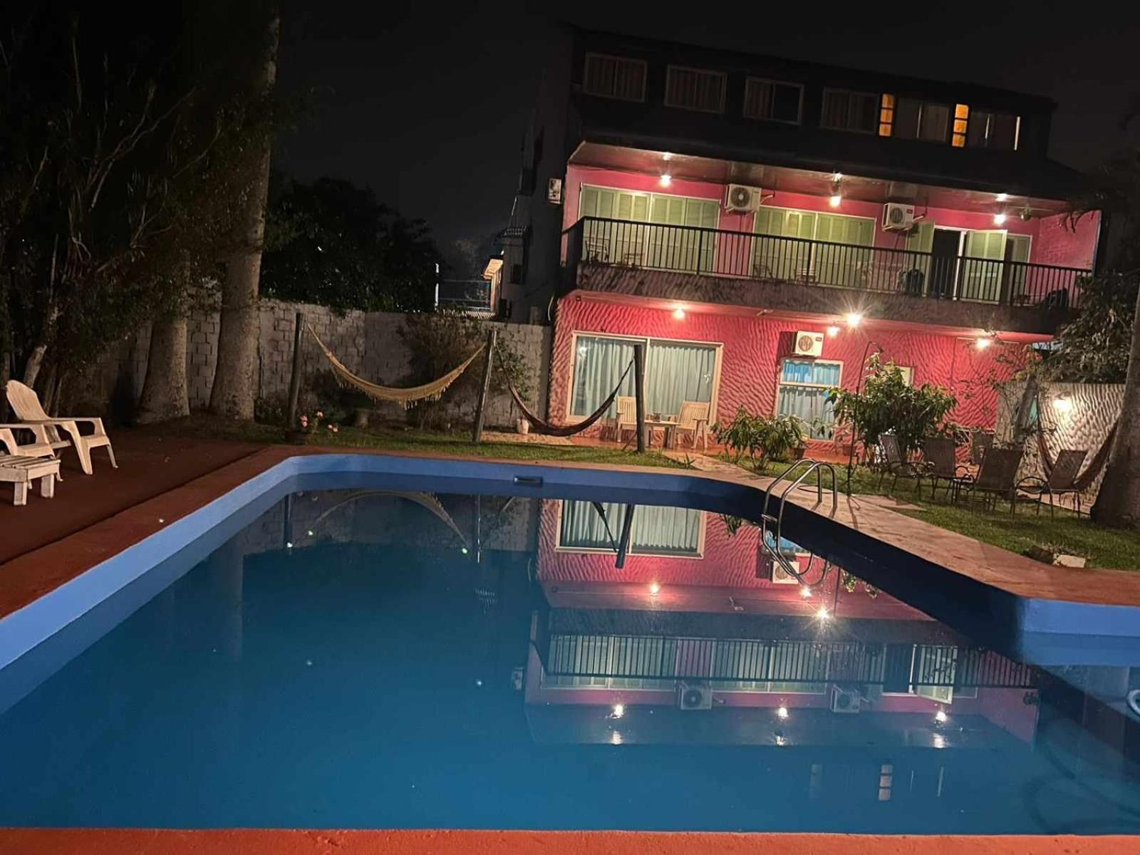 Guembe Al Rio Hostel 伊瓜苏港 外观 照片